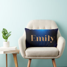 Almohada elegante azul marino con el nombre Emily