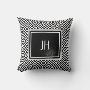 Almohada elegante en blanco y negro