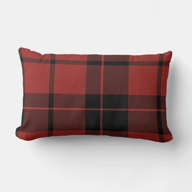 Almohada enojada del rojo de la tela escocesa (Anverso)