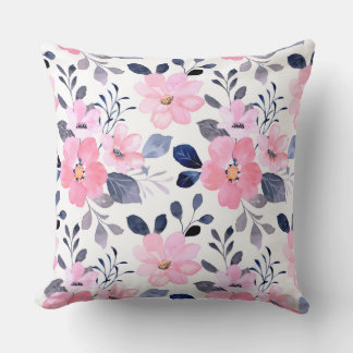 Almohada estética floral para tirar