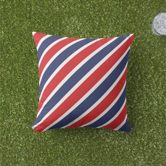 Almohada Exterior de Franjas Patrióticas (Césped)
