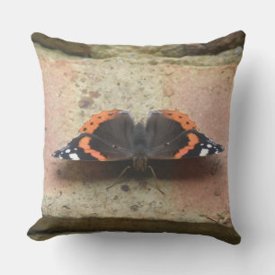Almohada exterior de mariposa de Almirante Rojo