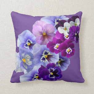 Almohada floral cuadrada de pensamiento púrpura