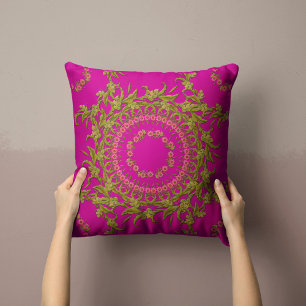 Almohada floral de flores en Fuchsia