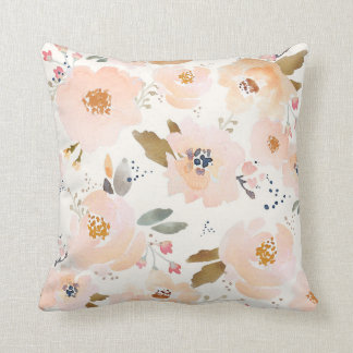 Almohada floral del bebé amelocotonado de la