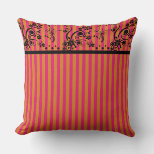 Almohada Floral Negro Sobre Rosa