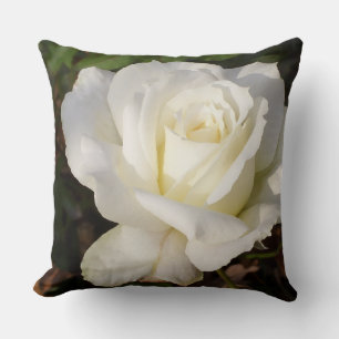 Almohada floral romántica de la decoración del