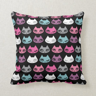 Almohada gatita con flor