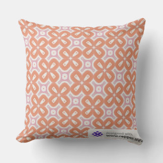Almohada geométrica floral naranja y rosa suave – 
