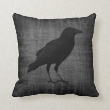 Almohada Gótica Cuervo Oscuro
