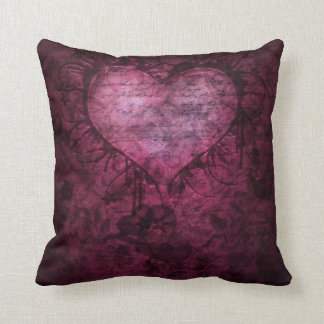 Almohada gótica magnífica del corazón del Grunge