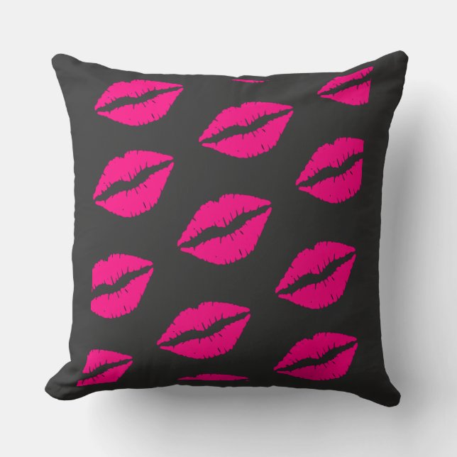Almohada gráfica con estampado de labios rosa cali (Anverso)