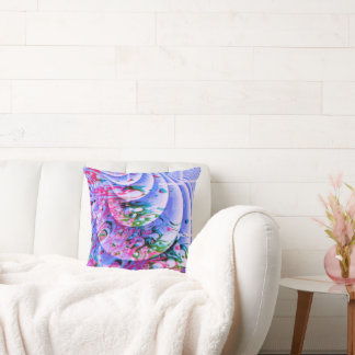 Almohada gráfica de lila con diseño único