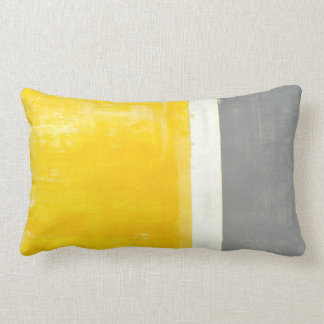 Almohada gris y amarilla del "exterior" del arte