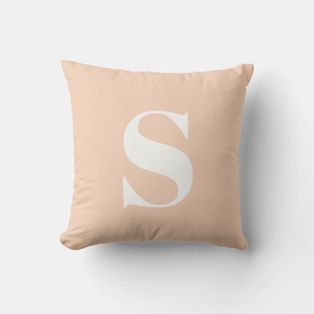 Almohada inicial monogramada al aire libre Apricot (Anverso)