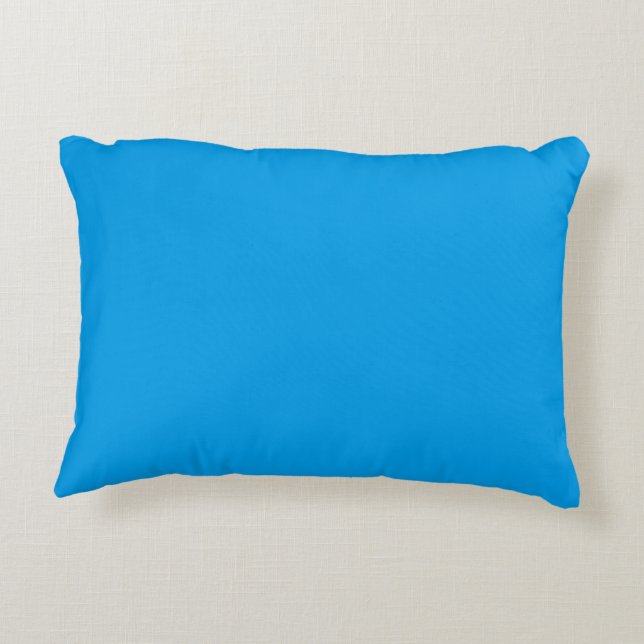 Almohada lisa de color azul brillante sólido (Reverso)