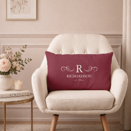Almohada Lumbar con Monograma Rojo