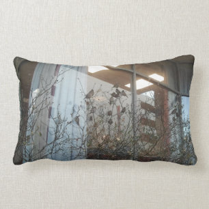 Almohada (lumbar) con pequeños pájaros en invierno