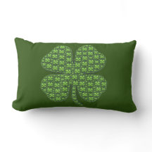 Almohada lumbar verde oscuro del trébol irlandés
