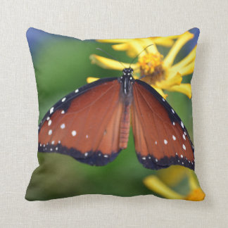 almohada marrón fotográfica vibrante de la