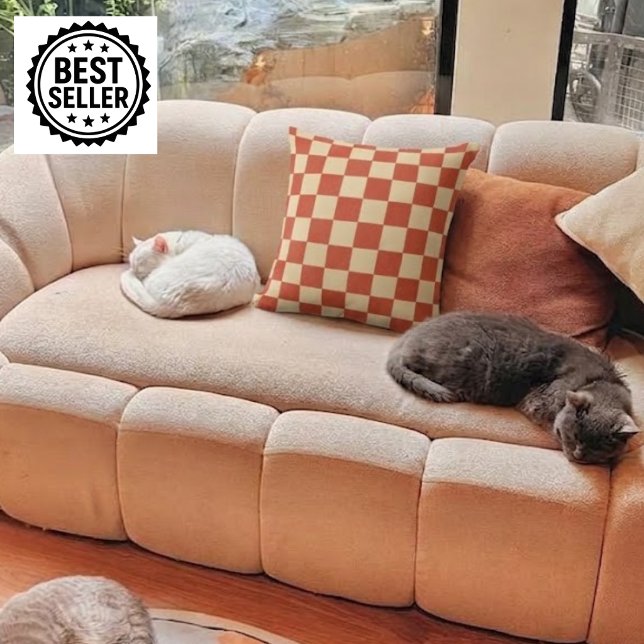 almohada marrón para ella  (Subido por el creador)