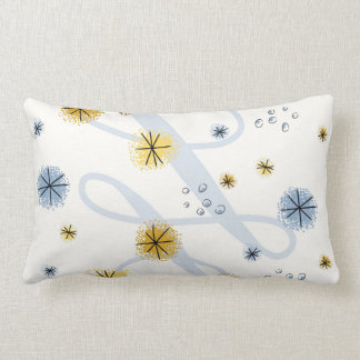 Almohada moderna azul y amarilla