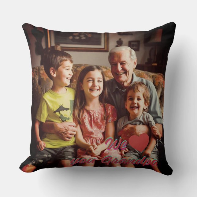 Almohada moderna con corazón y letra de abuelo (Anverso)
