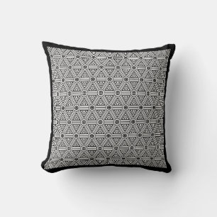 almohada moderna en blanco y negro