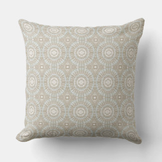 Almohada moderna neutral costera