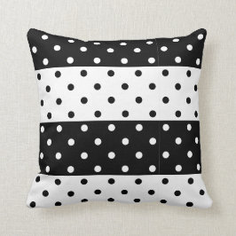 Almohada monocromática de los lunares