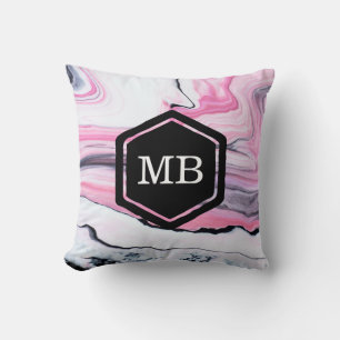 almohada monograma con motivos de mármol rosa y ne