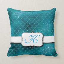Almohada Monogramada con Escamas de Sirena con Est