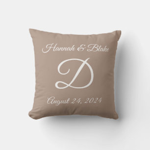 Almohada monogramada de boda o aniversario