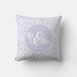 almohada "Mr & Mrs." de Lavender Damask, personali