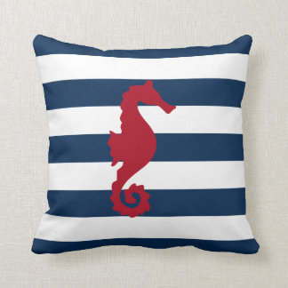 Almohada náutica de las rayas de azules marinos