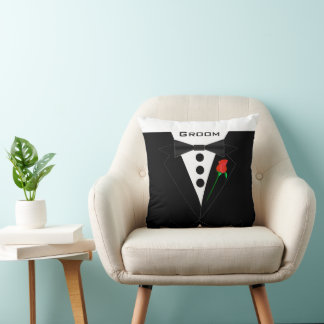 Almohada negra de esmoquin de Groom