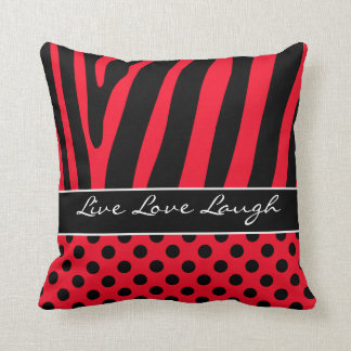 Almohada negra roja enorme de los lunares de la