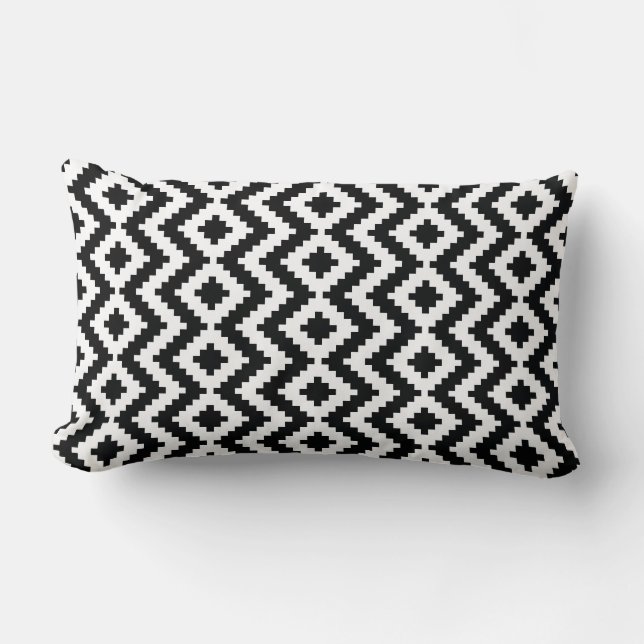 Almohada negra y blanca de Kilim (Anverso)