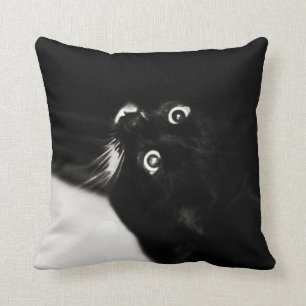 Almohada negra y blanca del amortiguador del arte