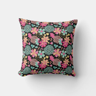 Almohada para guardería de niñas con patrón floral