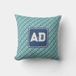 Almohada personalizada con inicial en negrita para