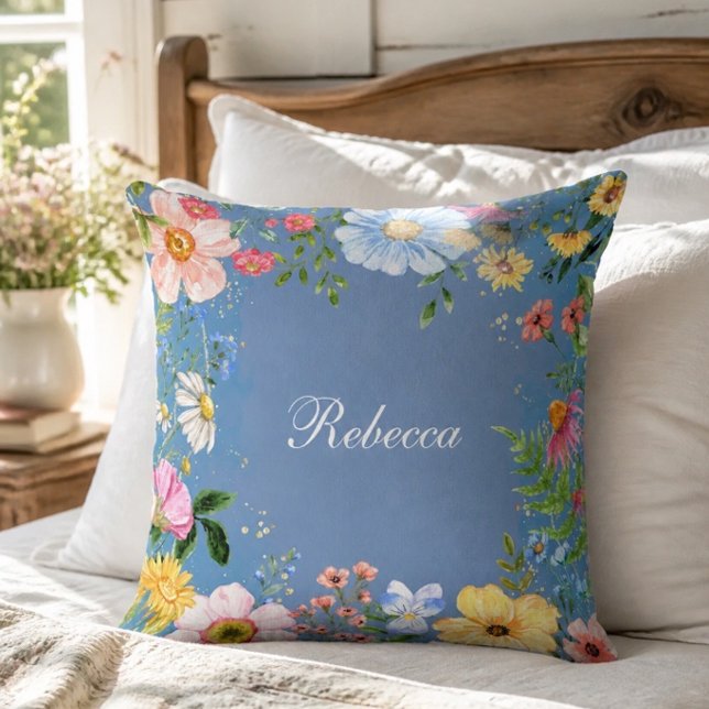 Almohada personalizada de flores azules (Subido por el creador)