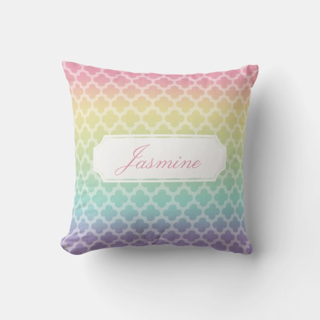 Almohada personalizada Quatrefoil del arco iris (Anverso)