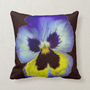 Almohada púrpura del color de la berenjena del