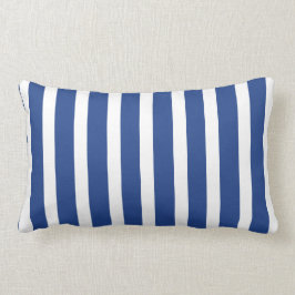 Almohada rayada azul y blanca