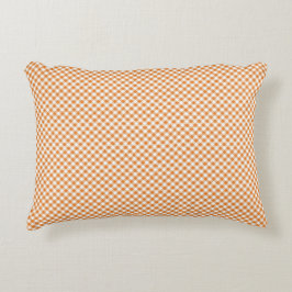 Almohada rectangular de cuadros naranja y blanco
