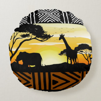 Almohada Redonda con Escena de Safari Africano Imp