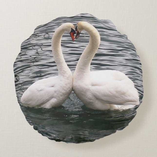 Almohada redonda del corazón rosado (Reverso)