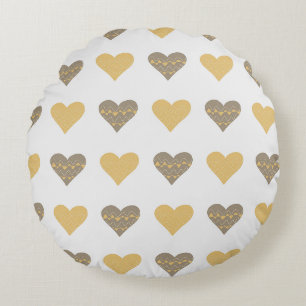 Almohada redonda divertida con corazones boho