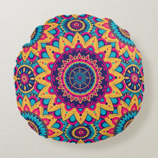 Almohada redonda sinfónica de Kaleidoscope Mandala